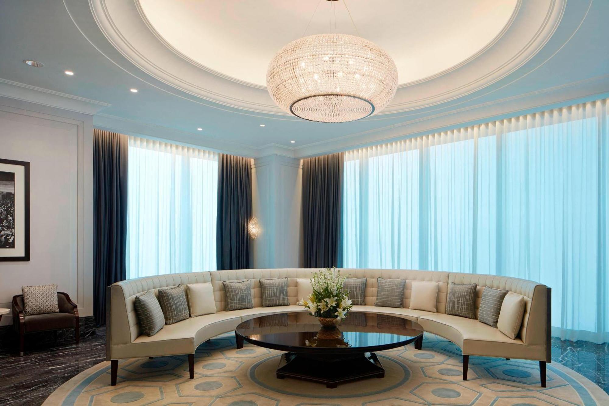 Hotel The St. Regis 5*
