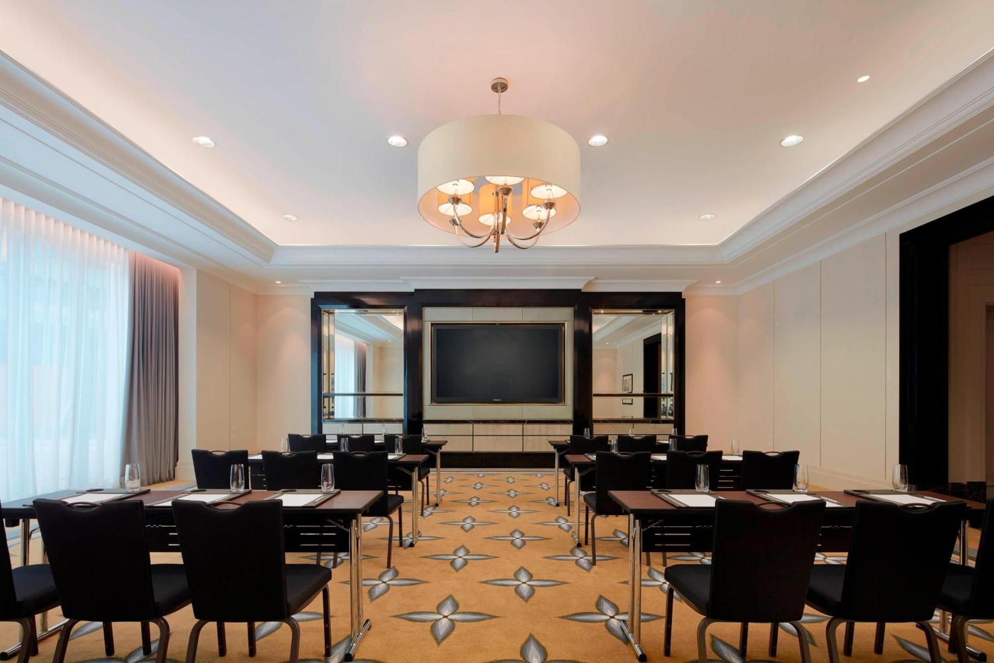 Hotel The St. Regis 5*